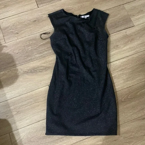 Jennifer Lopez | Dresses | Jennifer Lopez Metallic Dress Sz 8 Euc | Poshmark